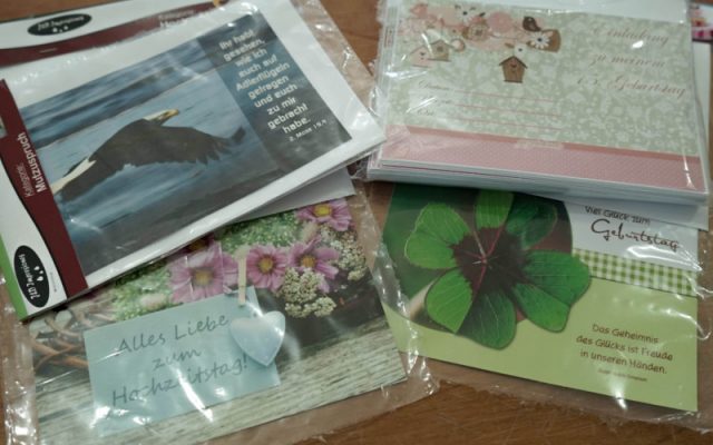 Postales y Tarjetas